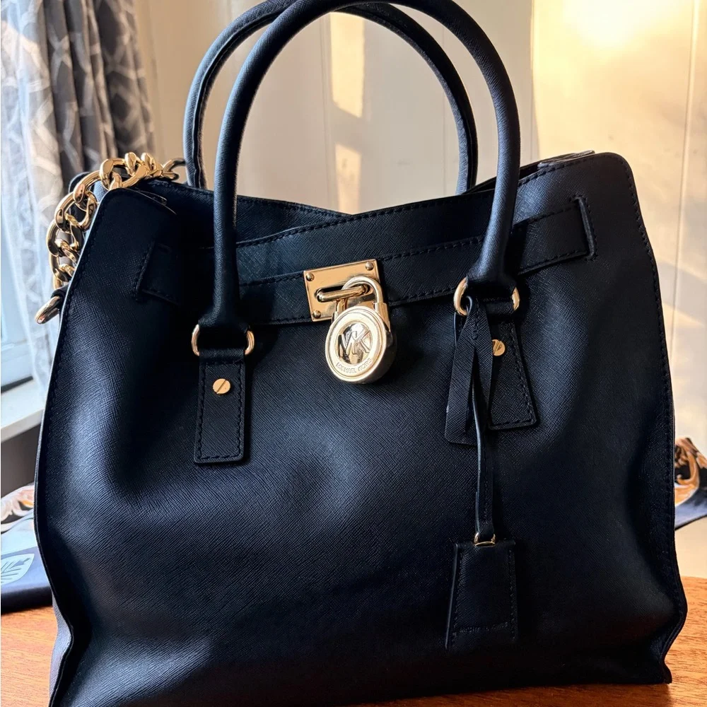 Michael Kors Large Hamilton Satchel Black Saffiano Leather Tote - Picture 2 of 9